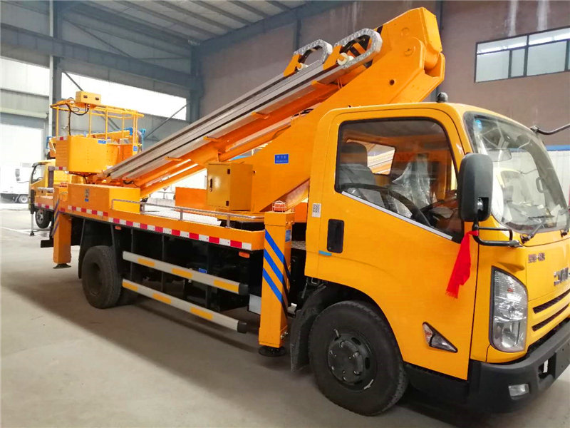 湖北高空作業(yè)車廠家--江南