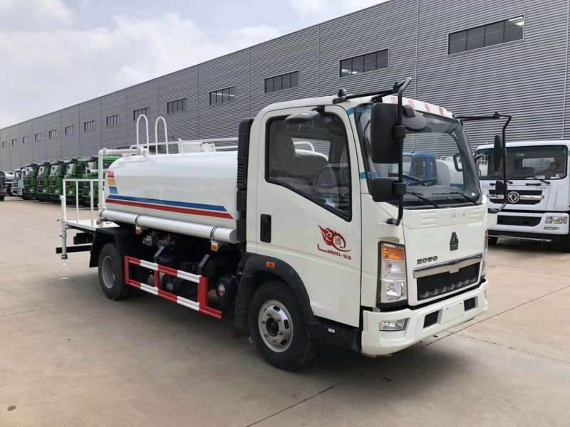 重汽5噸綠化灑水車
