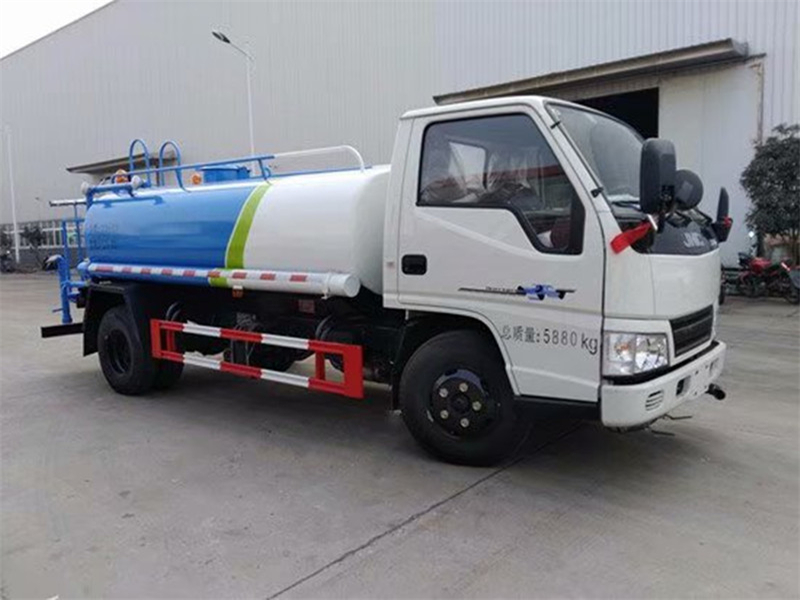 江鈴4噸綠化噴灑車