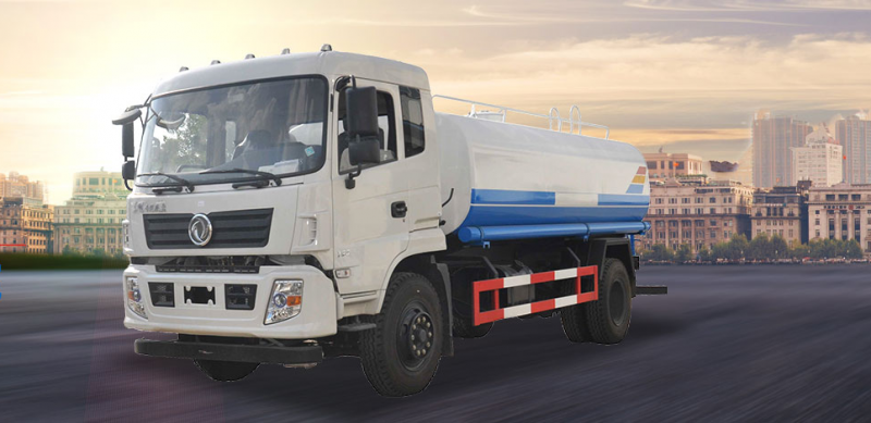 東風專底15噸綠化灑水車