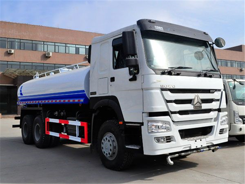 重汽豪沃后雙橋20噸灑水車