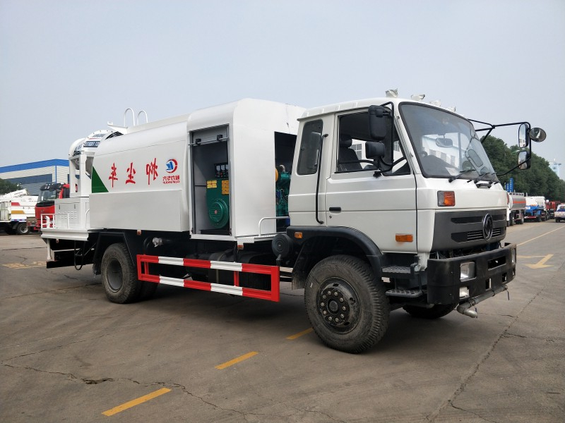 東風(fēng)老款153抑塵車