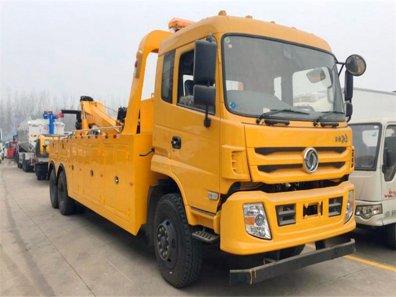 東風(fēng)特商50噸重型清障車