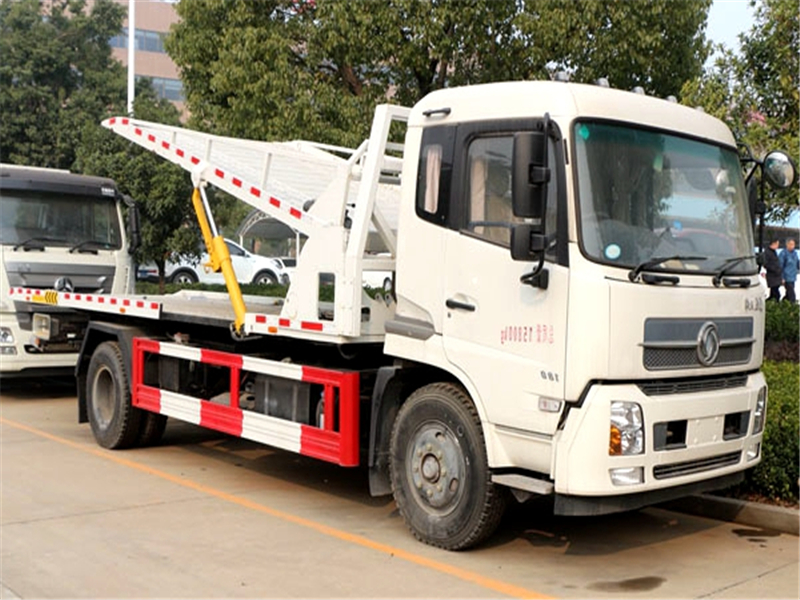 東風天錦一拖三清障車