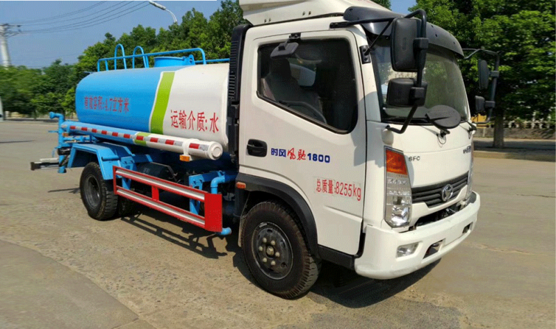 時(shí)風(fēng)5方灑水車正前右面圖片 時(shí)風(fēng)5方灑水車正前右面圖片