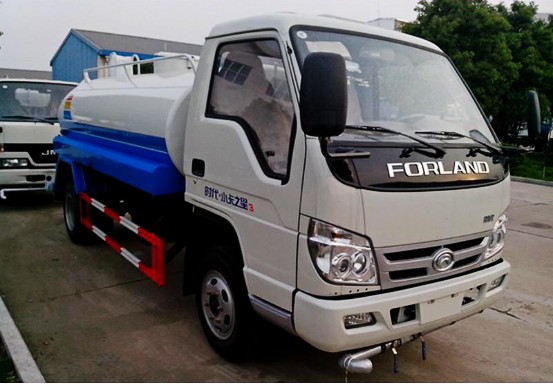 福田時(shí)代5方灑水車前右面圖 福田時(shí)代5方灑水車前右面圖