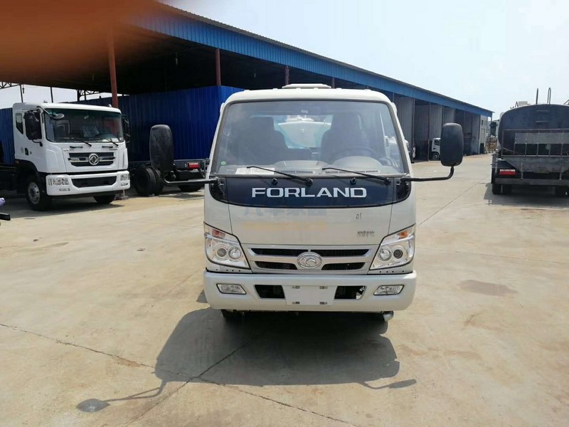 福田時代5方灑水車正前面圖 福田時代5方灑水車正前面圖