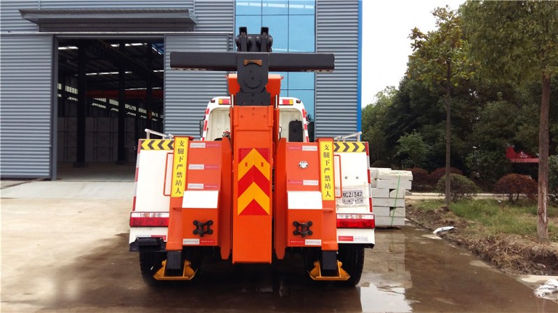 東風D9 一拖一清障車 正后圖 東風D9 一拖一清障車 正后圖