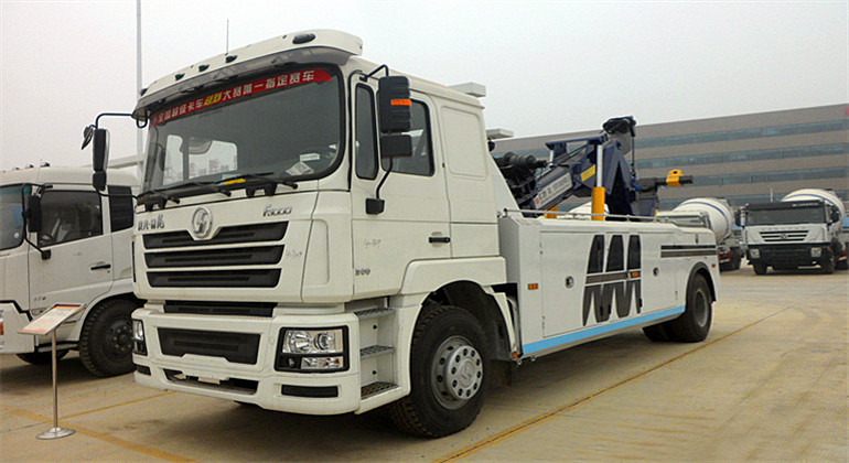 陜汽單橋托吊聯體清障車 前側圖 陜汽單橋托吊聯體清障車 前側圖