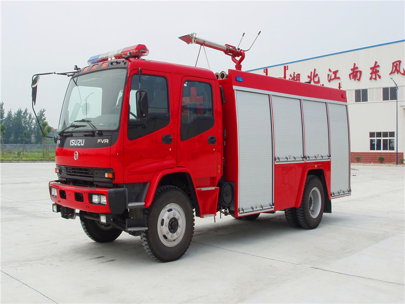 五十鈴6噸泡沫消防車2.jpg