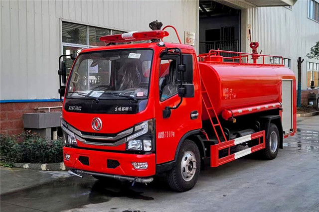 銷量之王-東風(fēng)凱普特 國六東風(fēng)4噸消防灑水車