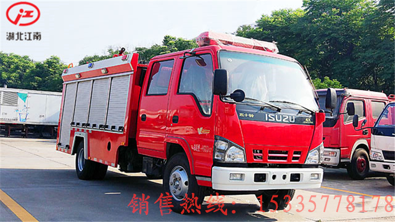 五十鈴3噸水罐消防車已發(fā)往河北