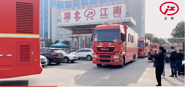 湖北江南：德國MAN通訊指揮車6臺(tái)連發(fā)！