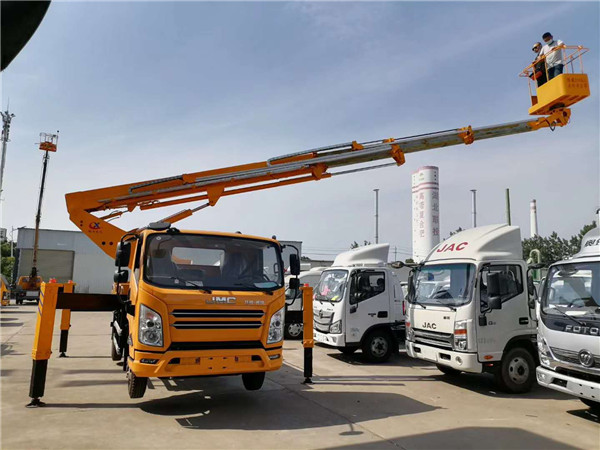 江鈴22米伸縮臂高空作業車1.jpg