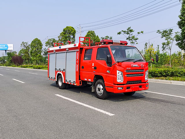 江鈴2.5噸水罐消防車